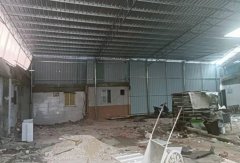 明秀中堯路口700平鋪面、倉庫、場地招租