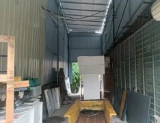 明秀中堯路口700平鋪面、倉(cāng)庫(kù)、場(chǎng)地招租